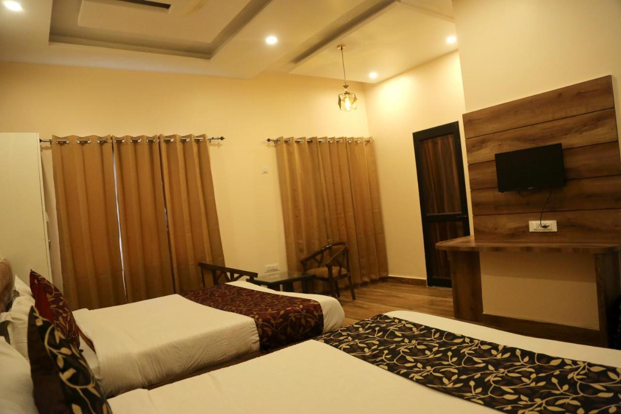 The Park View Hotel Amritsar Exterior foto